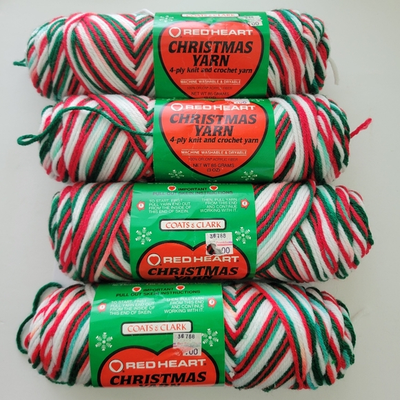 Red Heart Christmas Yarn Red White Green Yarn Lot of 4 Skeins 3 oz Color 953 - Picture 1 of 6